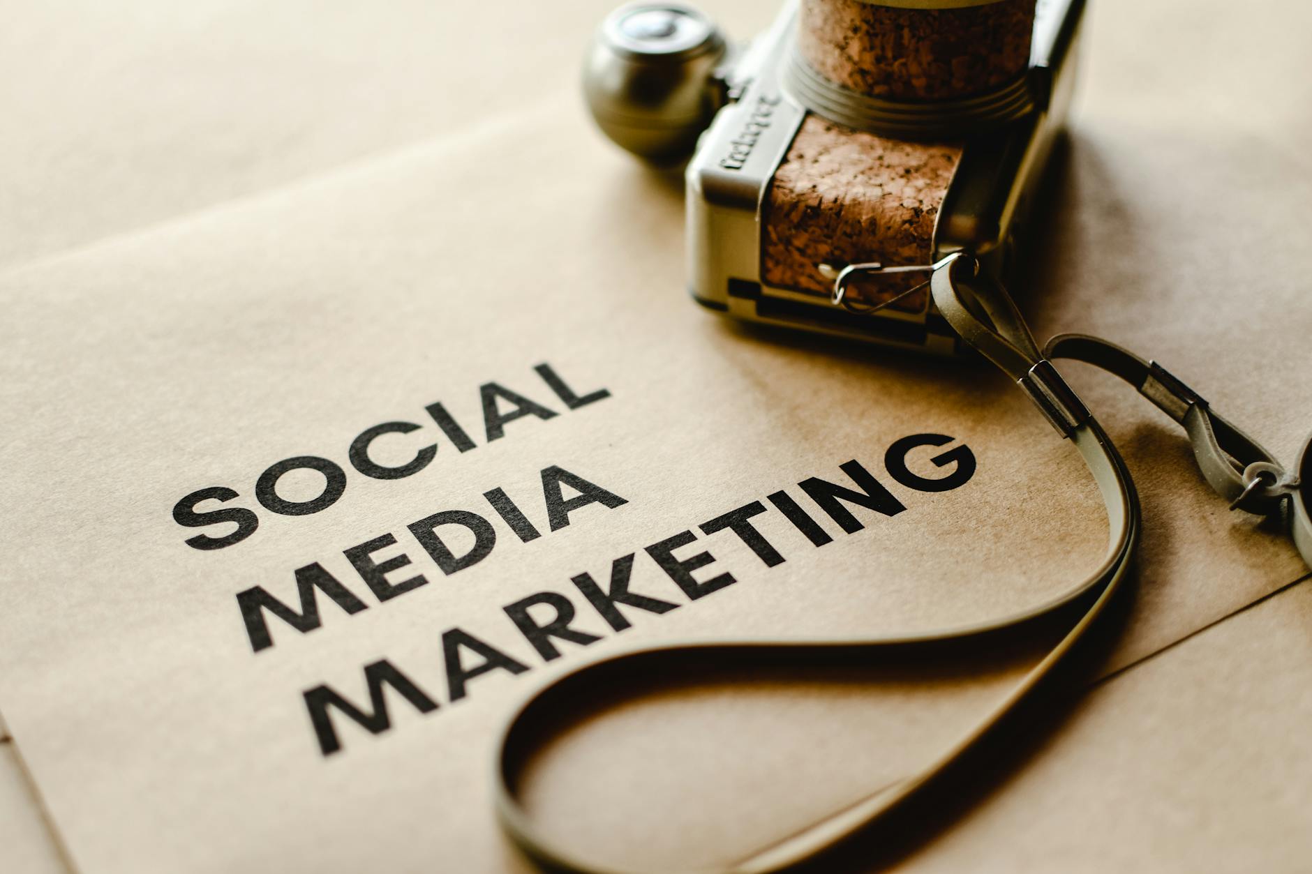 social media 6956303