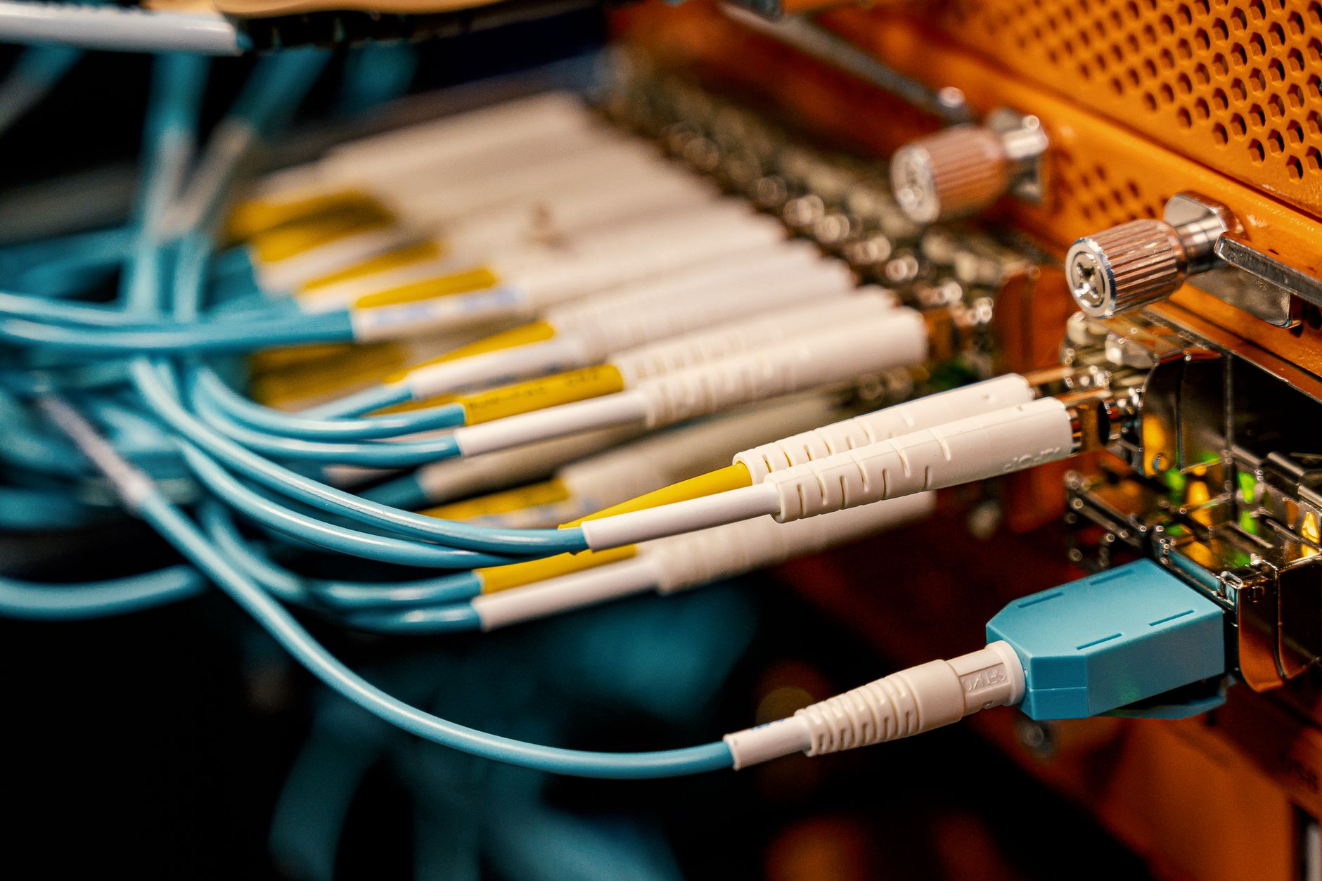 KOBİ'ler için Sağlam Ağ Altyapısı Kurulumu 7 business network infrastructure