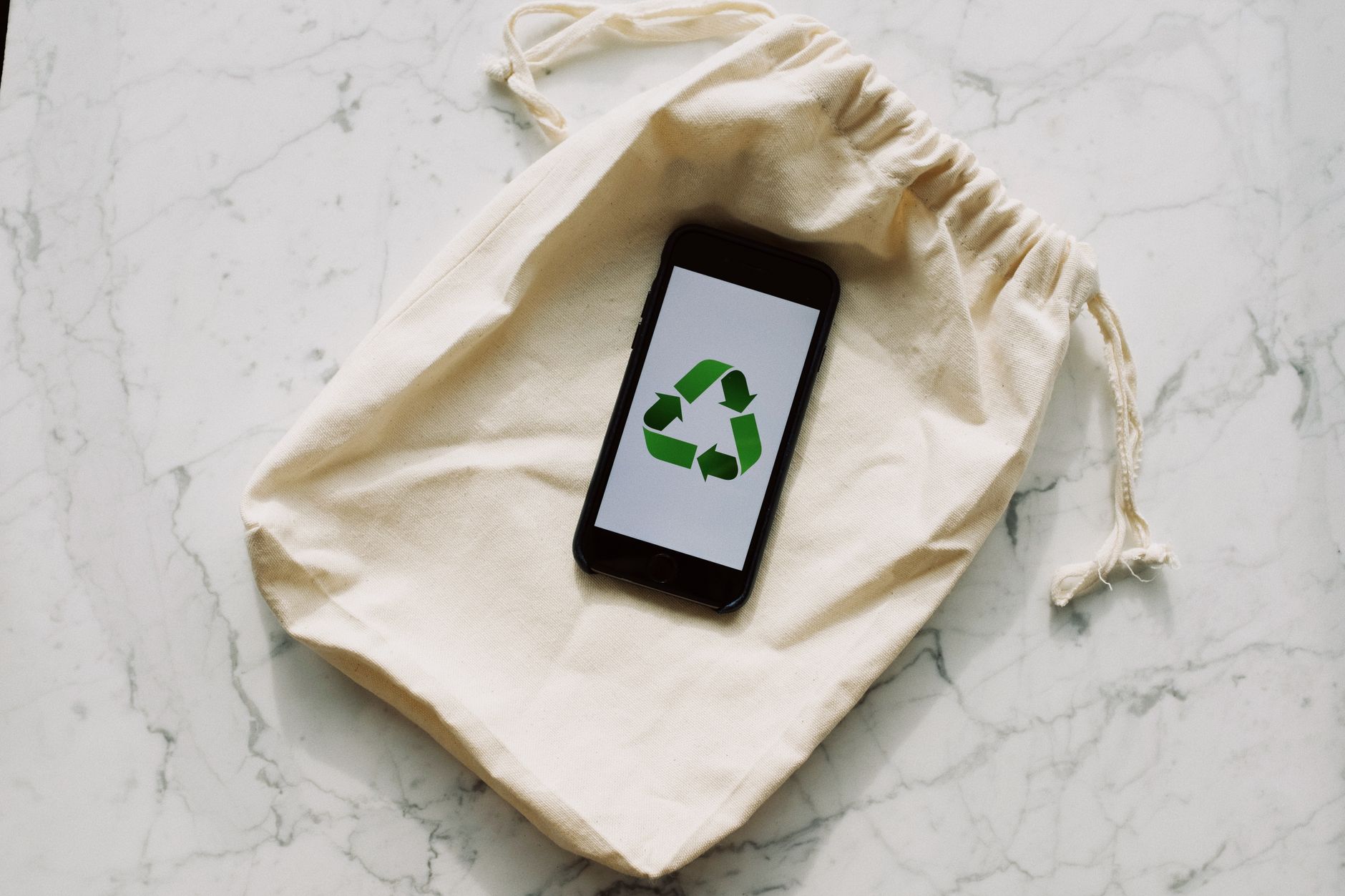 Dijital Karbon Ayak İzi Nedir? Nasıl Azaltılır? 61 carbon footprint digital technology