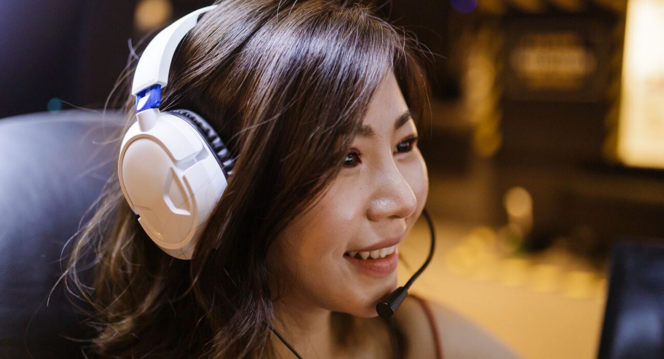 voice chat headset gaming