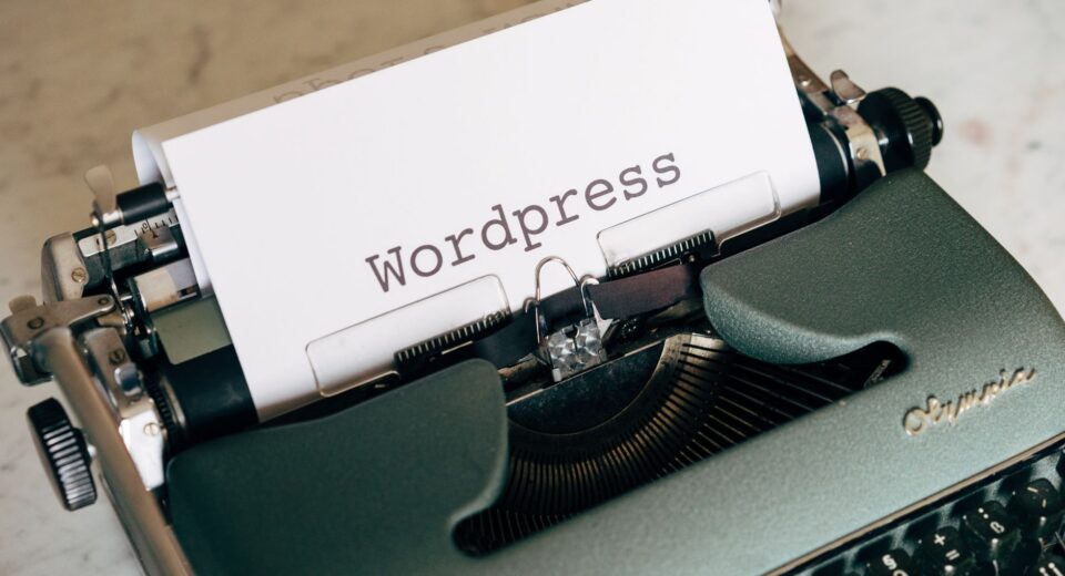wordpress blogging laptop